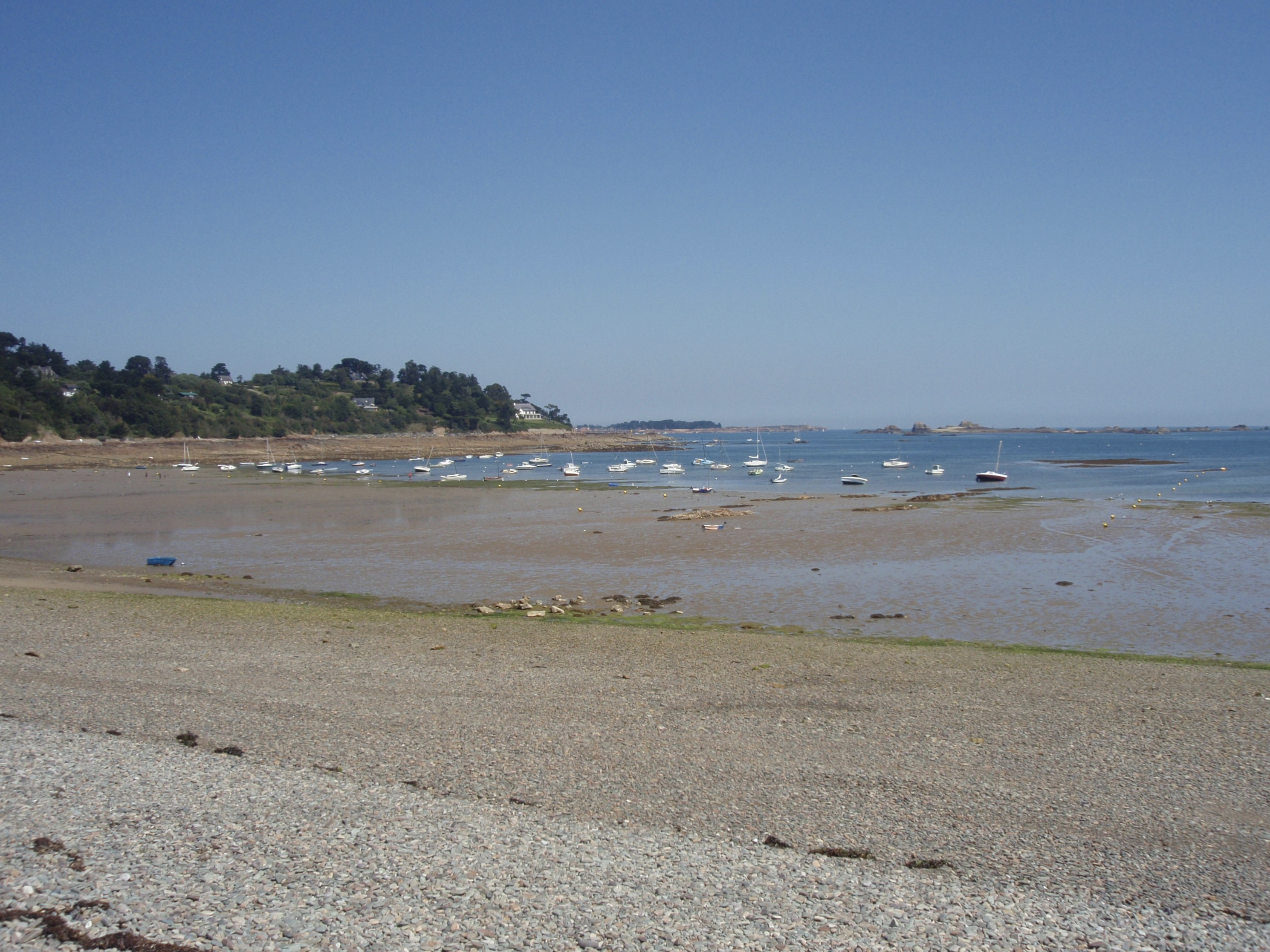 plage de Ploubazlanec - accessible en TAXI ou VTC
